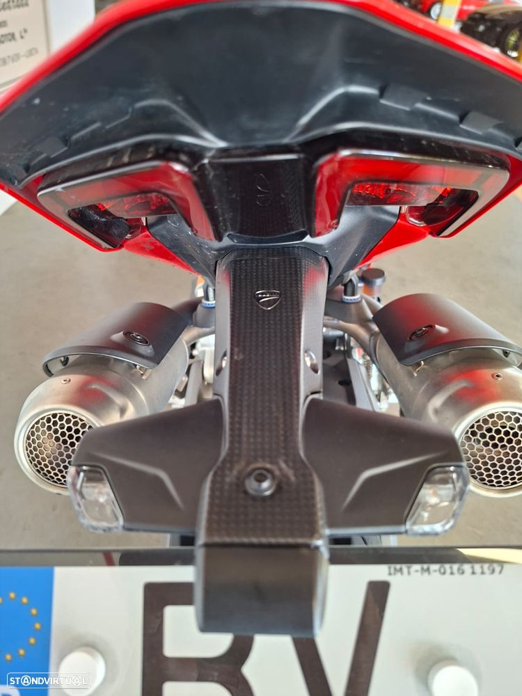 Ducati Panigale V2 S - 18