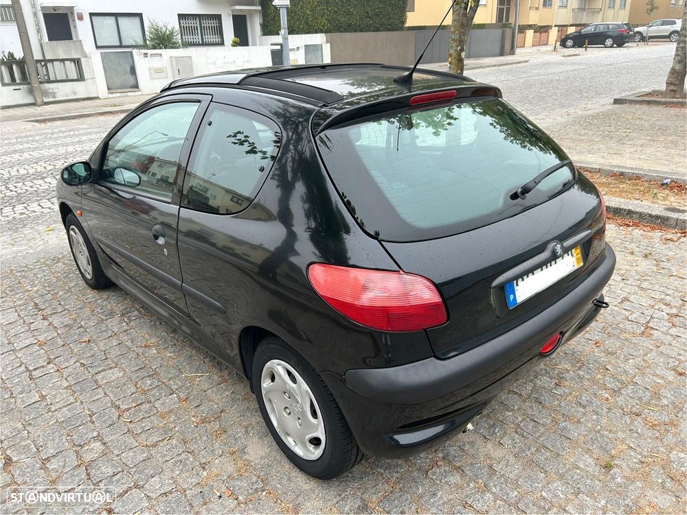 Peugeot 206 1.1 XR - 4