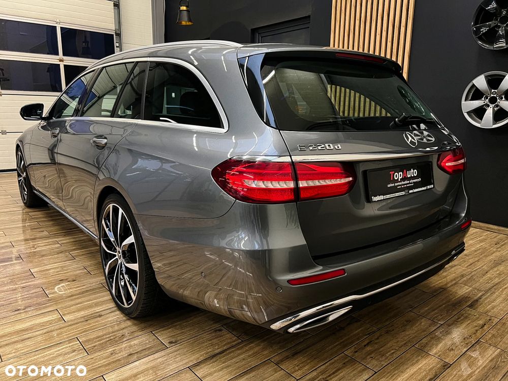 Mercedes-Benz Klasa E 220 d 9G-TRONIC - 11