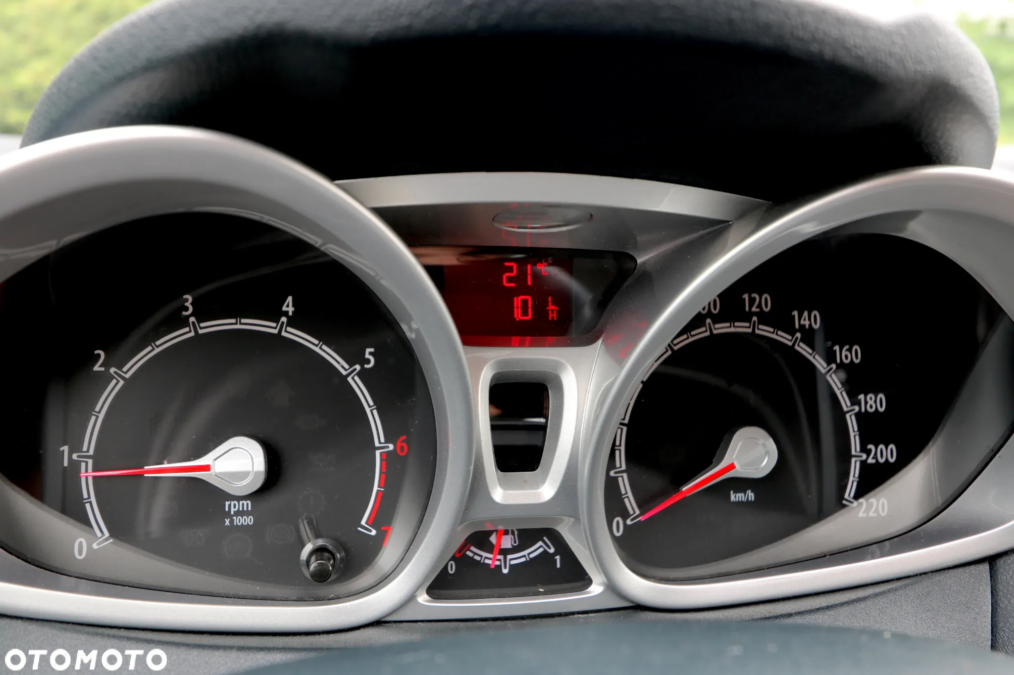 Ford Fiesta 1.4 Titanium - 14