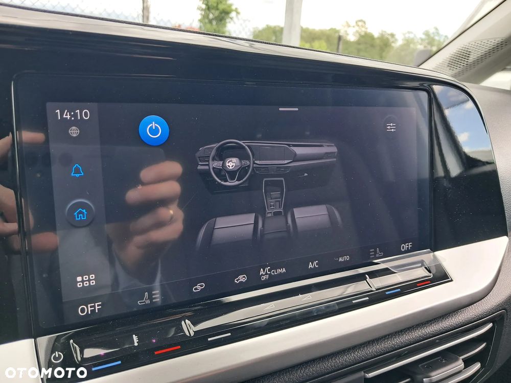 Ford Transit Connect - 19
