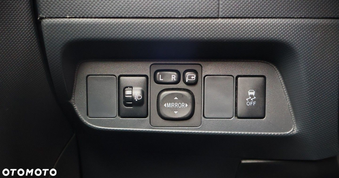 Toyota Auris - 30