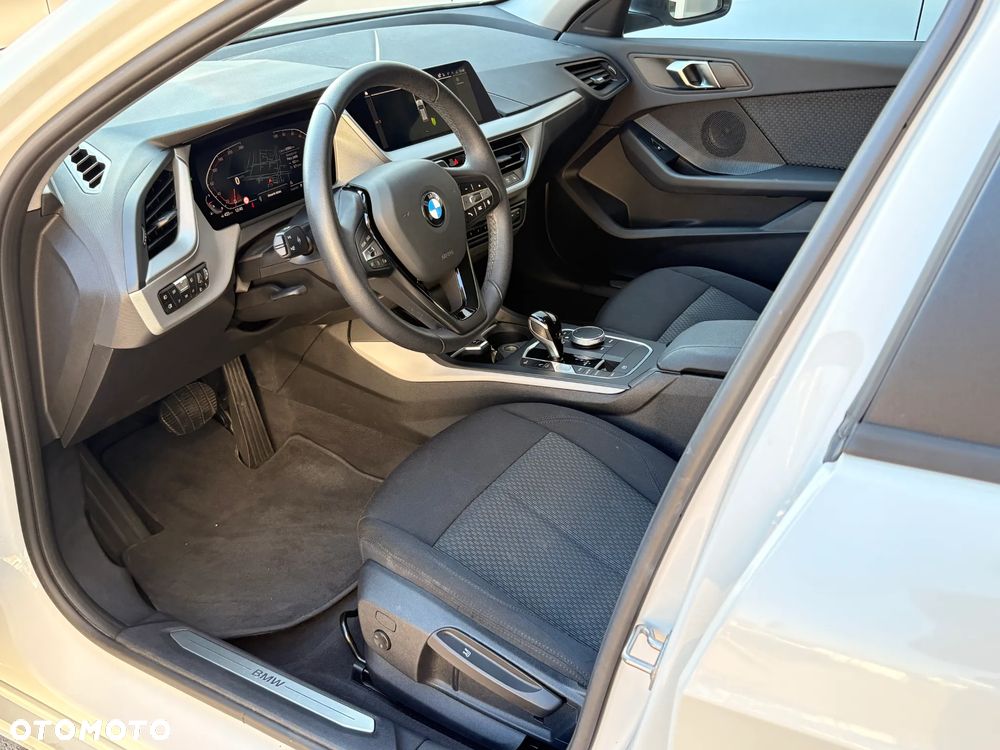 BMW Seria 1 118i Advantage - 16