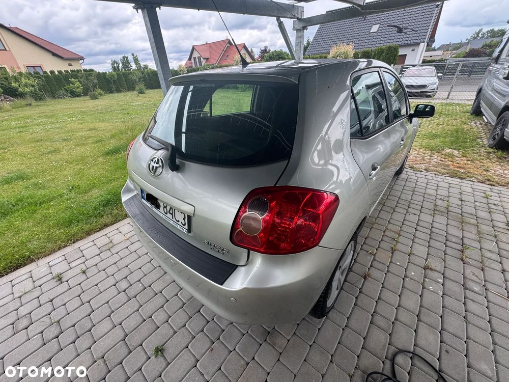 Toyota Auris 1.4 D-4D Luna MM - 4