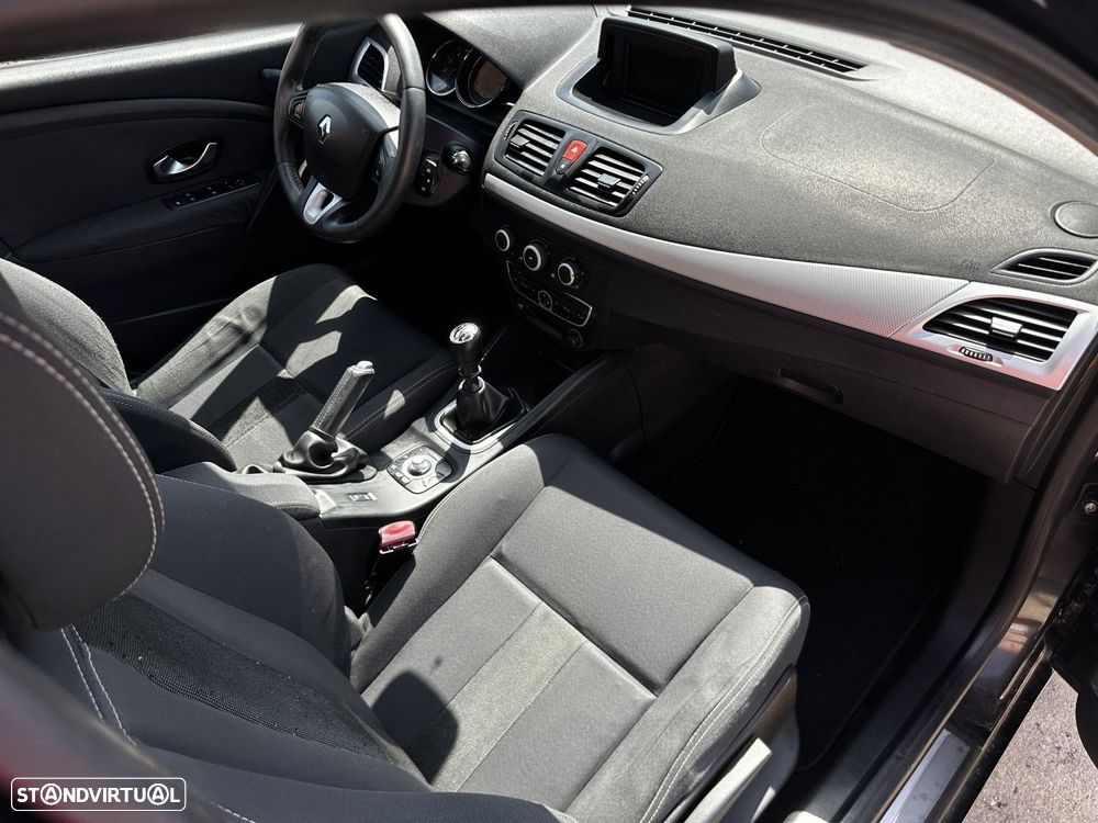 Renault Mégane Break 1.5 dCi Dynamique - 8