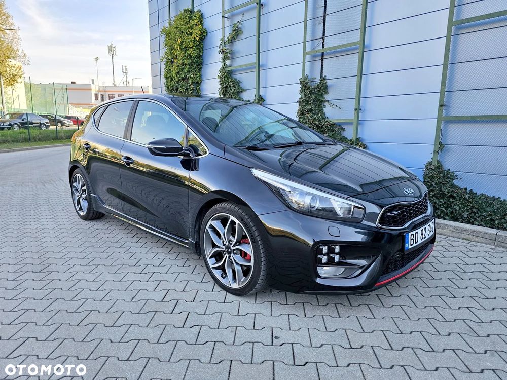 Kia Ceed 1.6 T-GDI GT - 2