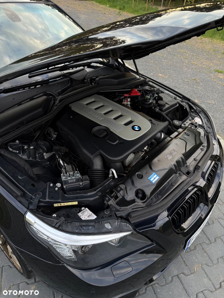 BMW Seria 5 525d Edition Exclusive - 21