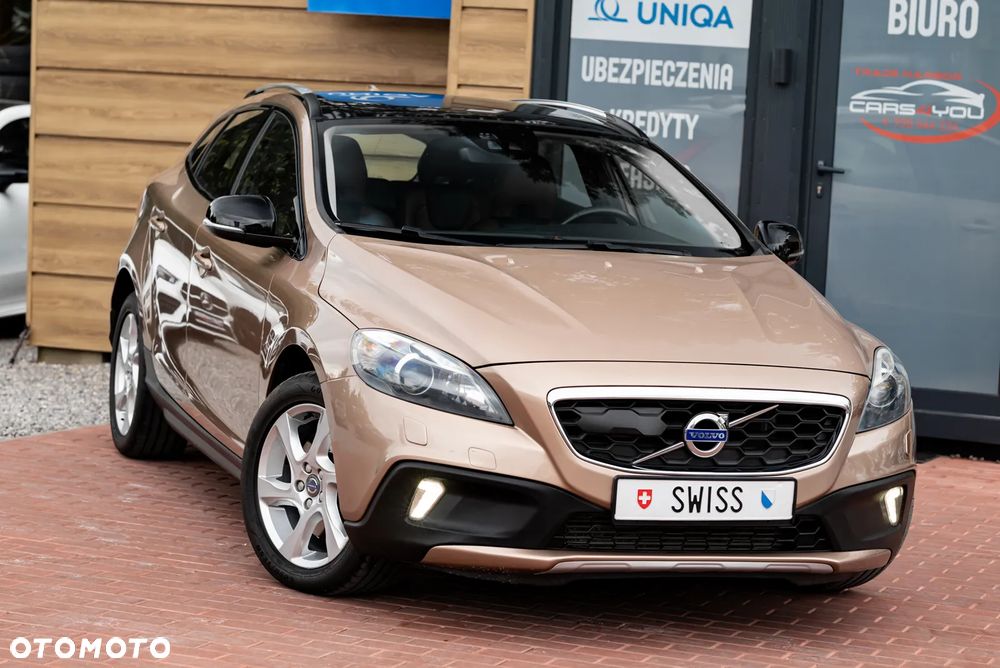 Volvo V40 Cross Country T4 AWD Geartronic Linje You - 2