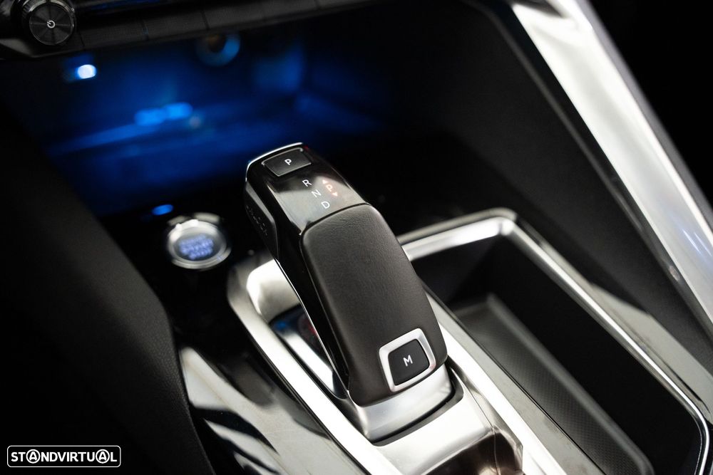 Peugeot 5008 1.2 PureTech Allure EAT8 - 22