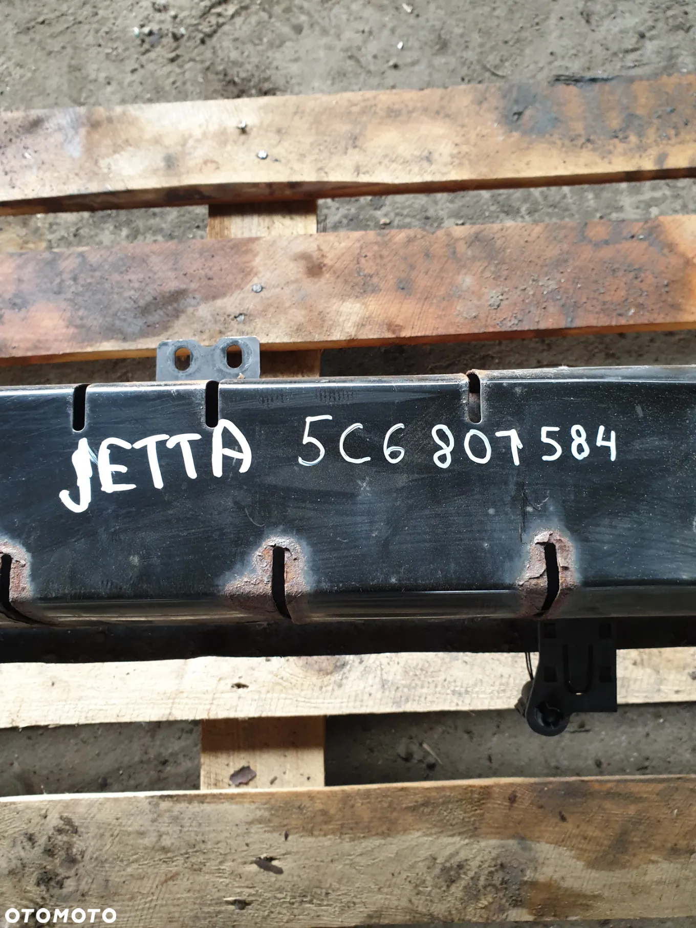 VW Jetta 5C belka zderzaka przód wzmocnienie  5c6807929 ucho holownicze wkrętka wkręcane - 4