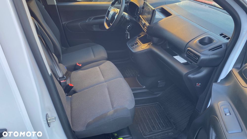 Toyota Proace City - 16