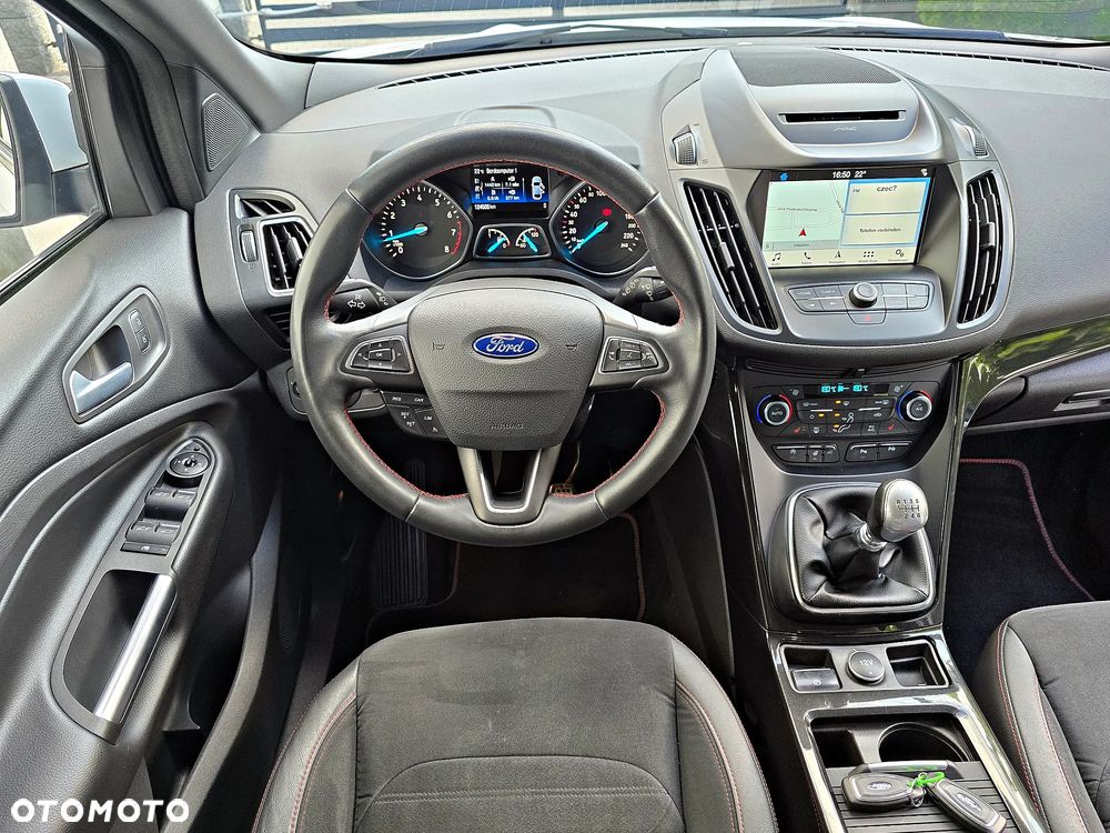 Ford Kuga 1.5 EcoBoost 2x4 ST-Line - 27