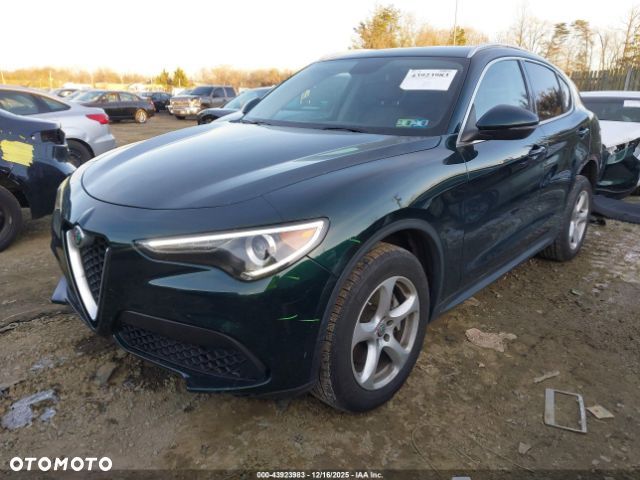 Alfa Romeo Stelvio 2.0 Turbo 16V AT8-Q4 Veloce Ti - 2