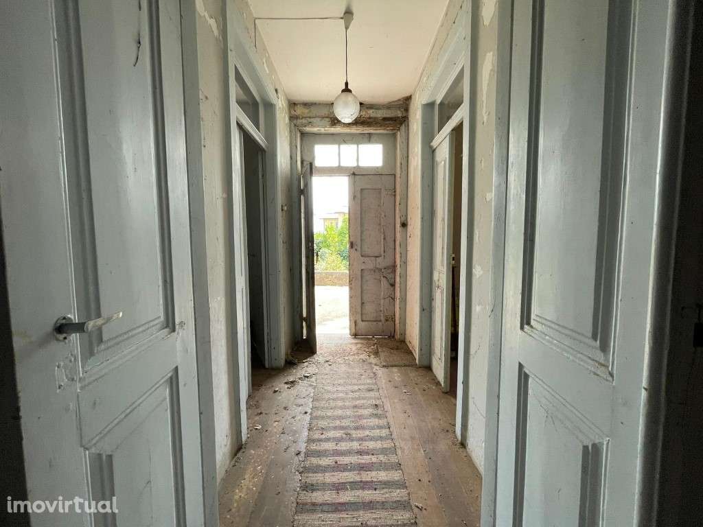 MORADIA HISTÓRICA - BUNHEIRO - Grande imagem: 4/28