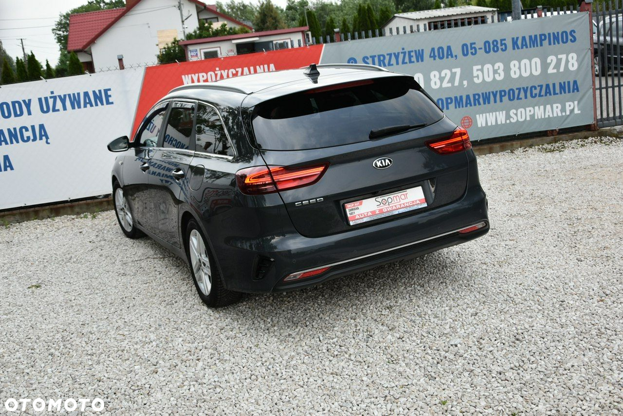 Kia Ceed - 25
