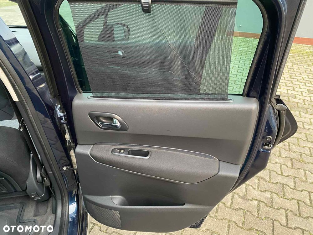 Peugeot 3008 HDi 150 Allure - 19