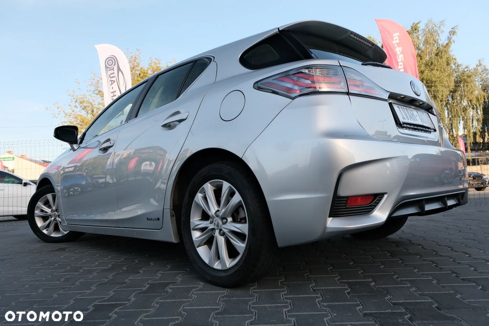 Lexus CT 200h Comfort EU6 - 14