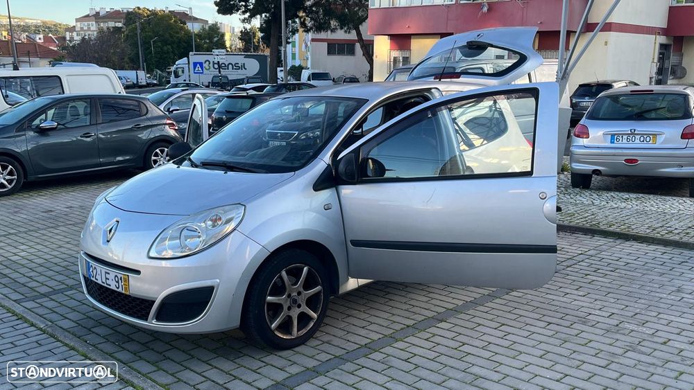Renault Twingo 1.2 Authentique - 11