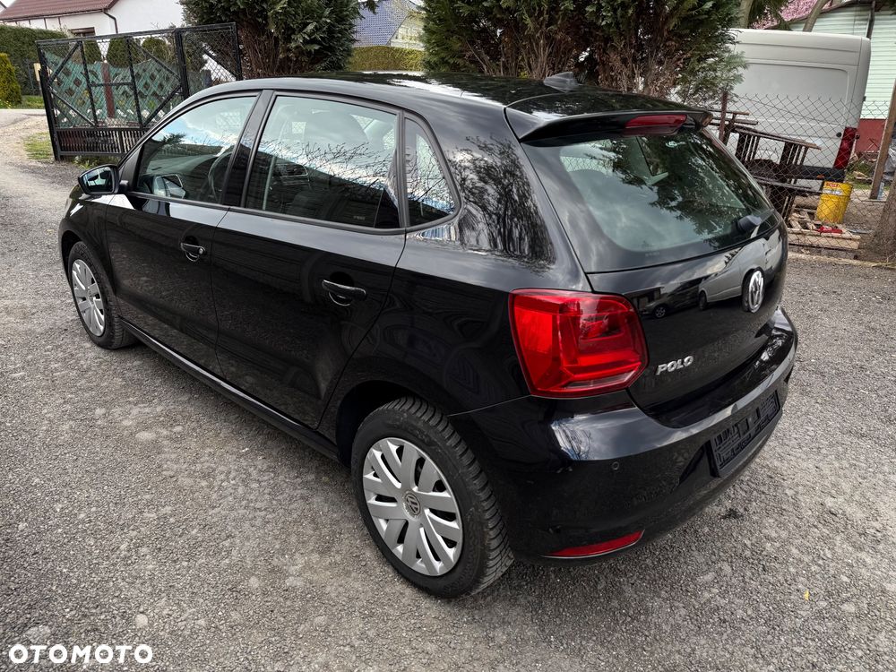 Volkswagen Polo 1.4 TDI (Blue Motion Technology) Comfortline - 16