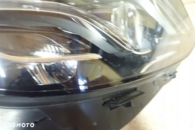 LAMPA PRAWA MERCEDES E KLASA 213 FULL LED - 3