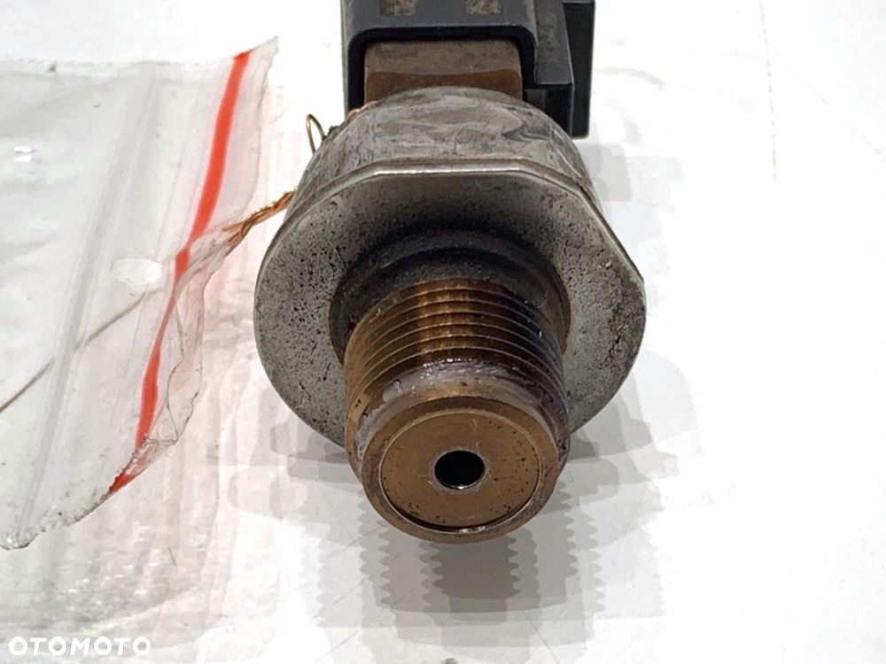 CZUJNIK CIŚNIENIA PALIWA  AUDI A4 B8 (8K2) 2007 - 2015 2.0 TDI 105 kW [143 KM] olej napędowy 2007 - 3