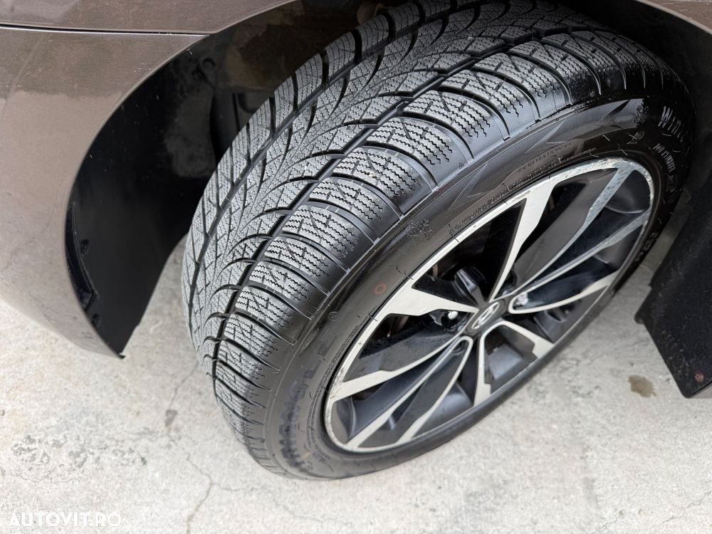 Hyundai i40 1.7 CRDI CW 7DCT ISG Supreme Pack+ - 28