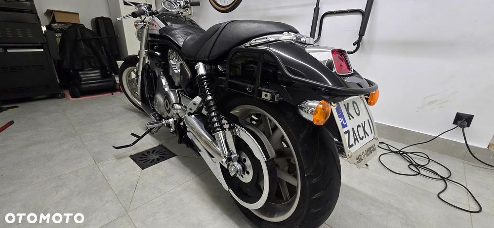 Harley-Davidson V-Rod Street Rod - 20
