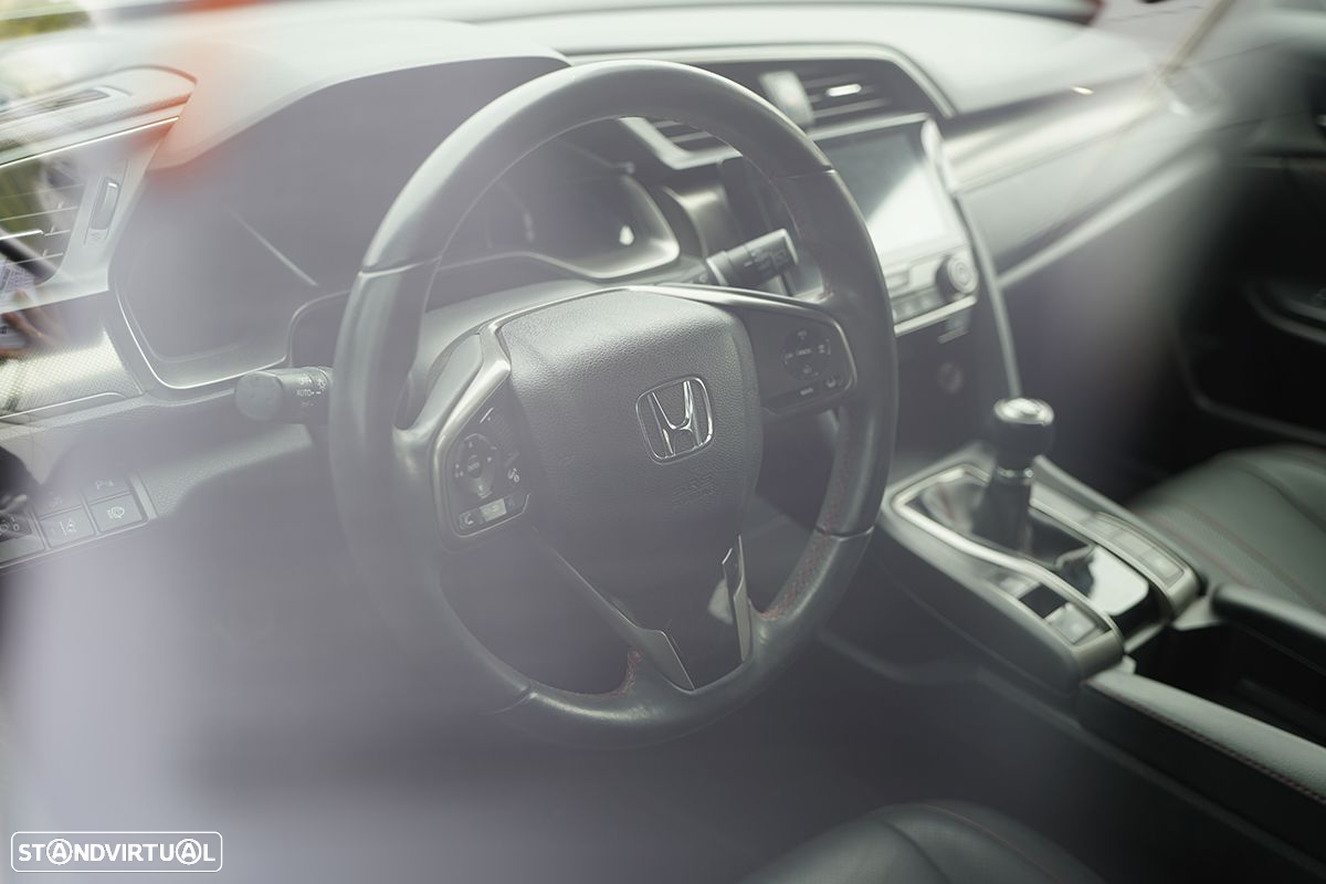 Honda Civic 1.0 i-VTEC Executive - 5