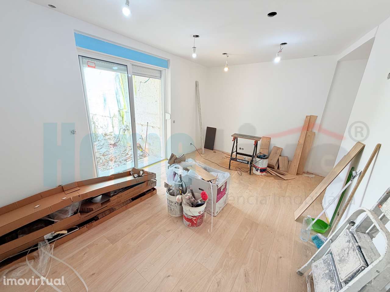 T3 Remodelado Logradouro 45m² | Centro de Alverca do Ribatejo – Lisboa - Grande imagem: 4/21