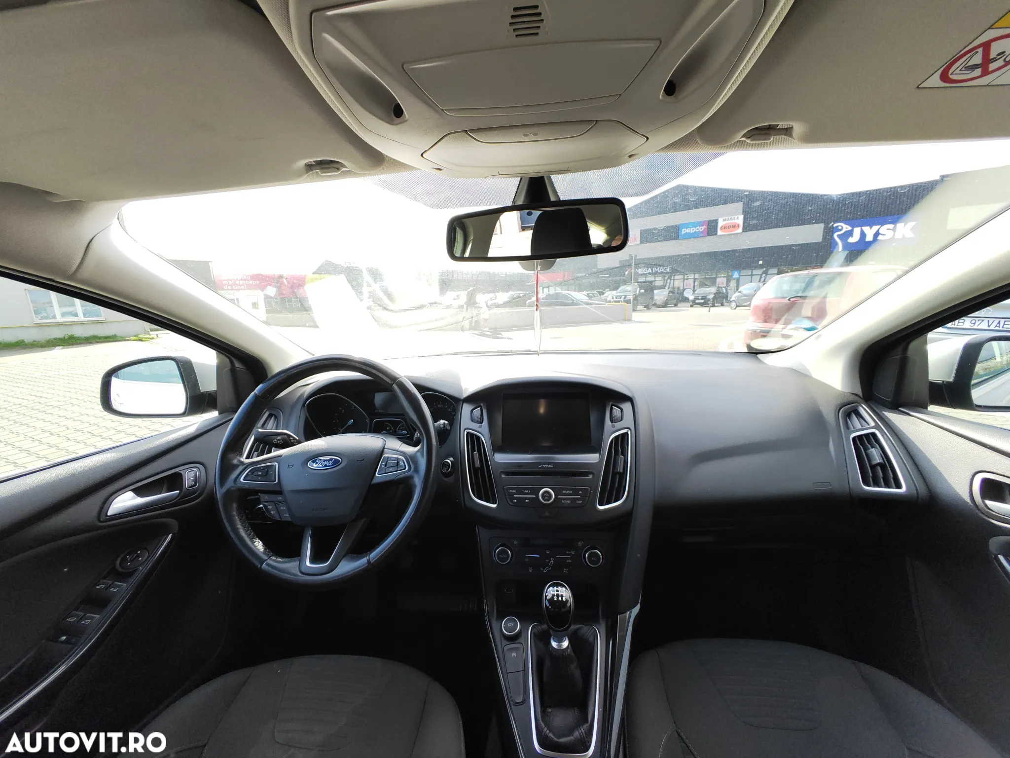 Ford Focus 1.5 EcoBlue Start-Stopp-System TITANIUM - 5