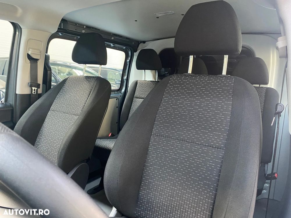 Mercedes-Benz Vito Tourer Lung 114 CDI 136CP RWD 9AT BASE - 10