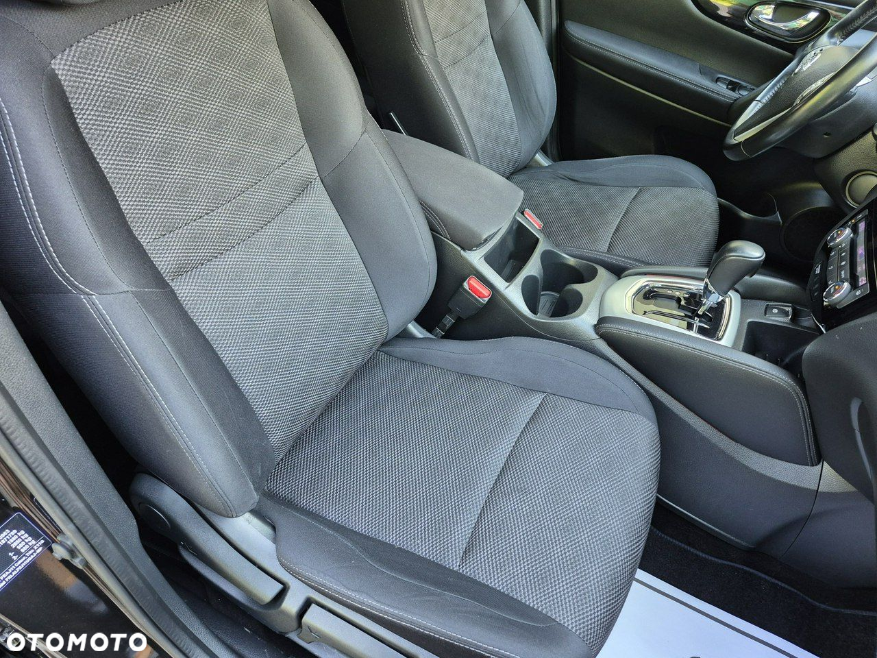 Nissan Qashqai - 15