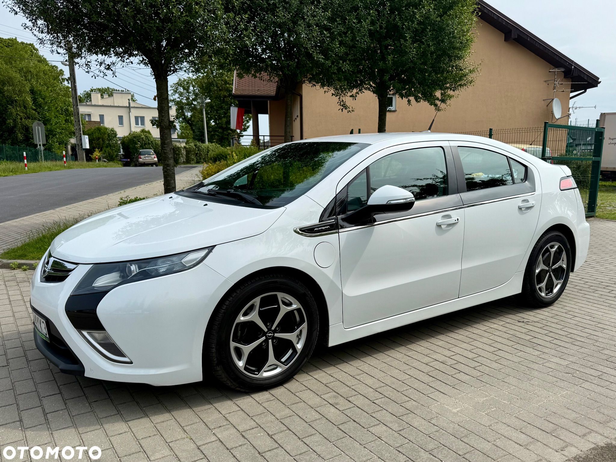 Opel Ampera - 1