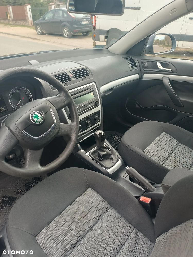 Skoda Octavia 1.4 TSI Ambiente - 5