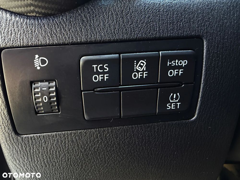 Mazda CX-3 SKYACTIV-G 121 FWD Signature - 21
