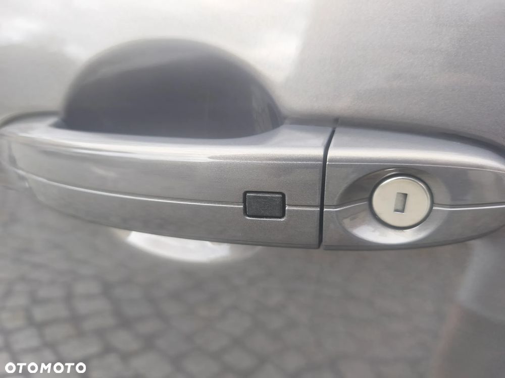 Ford Mondeo 2.0 TDCi ECOnetic Business Edition - 13