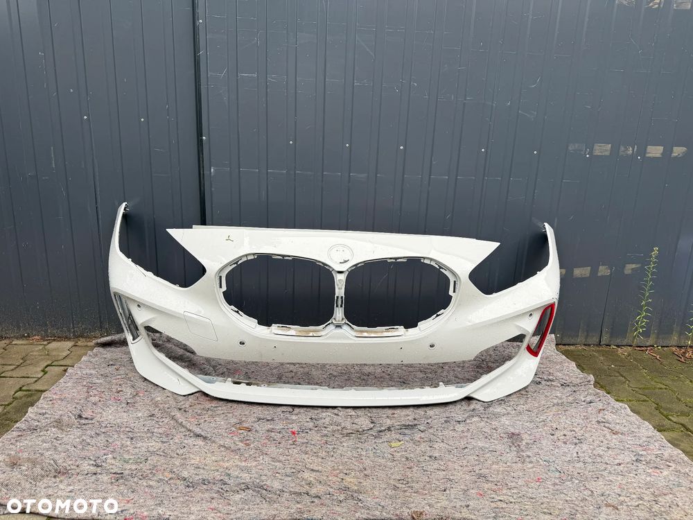 ZDERZAK BMW F40 SERIA 1 M-PAKIET ORYGINAŁ CAŁY NIE NAPRAWIANY - 1
