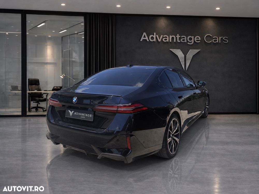 BMW 5 Series 2023 — imagine 3