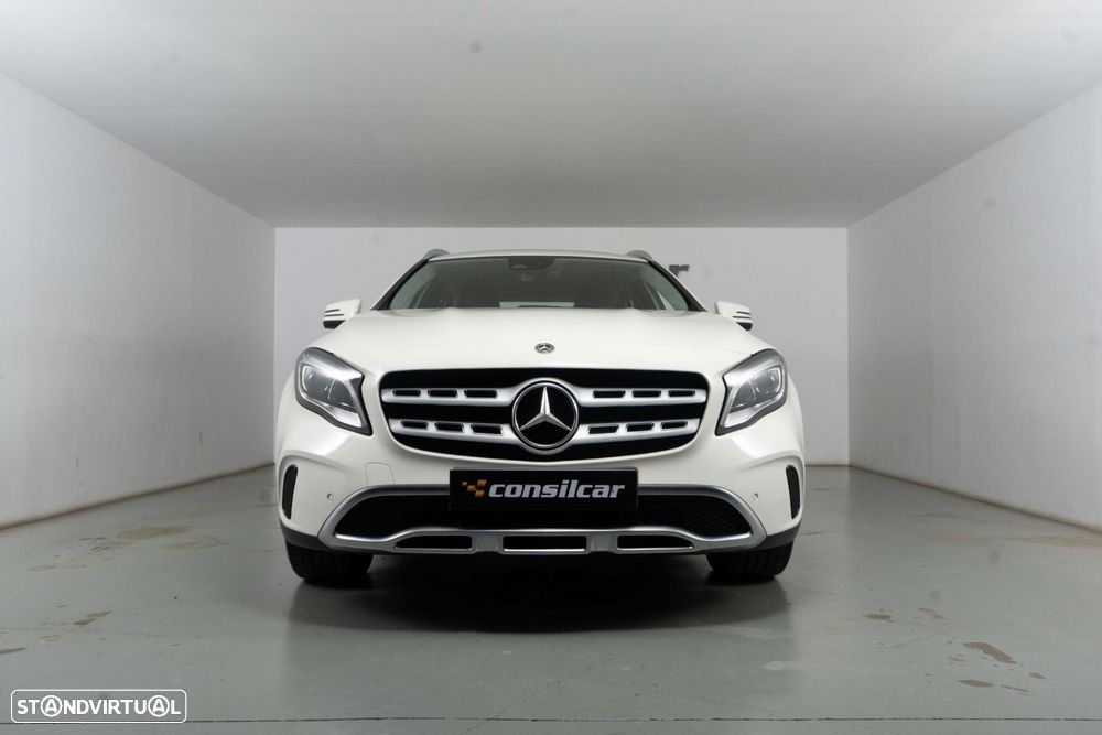 Mercedes-Benz GLA 180 d Urban Aut. - 4