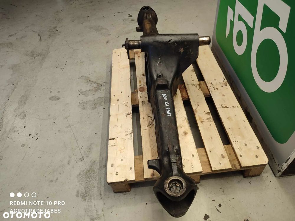 Obudowa przedniej osi Case MX100 - 8