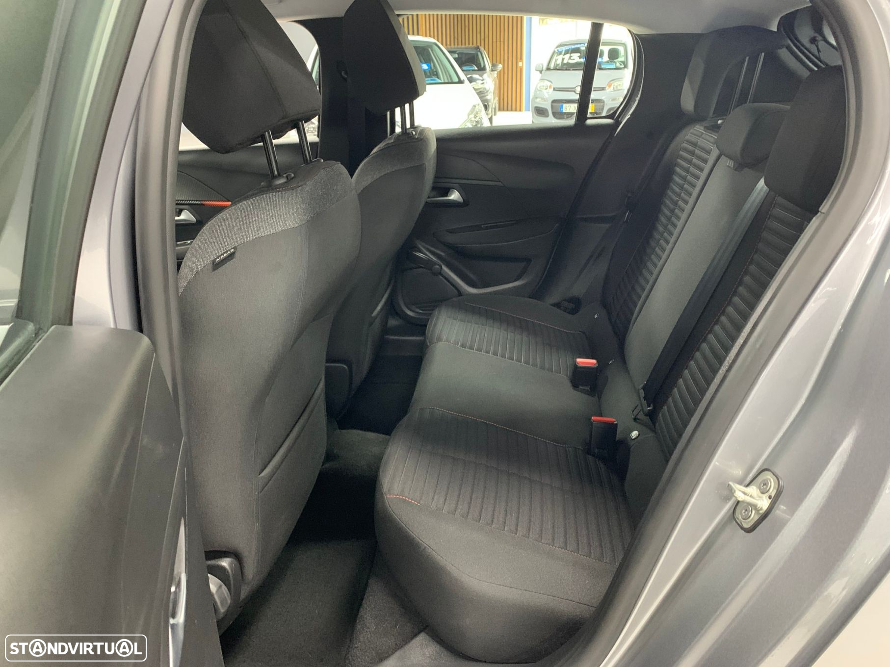 Peugeot 208 1.2 PureTech Active Pack - 9