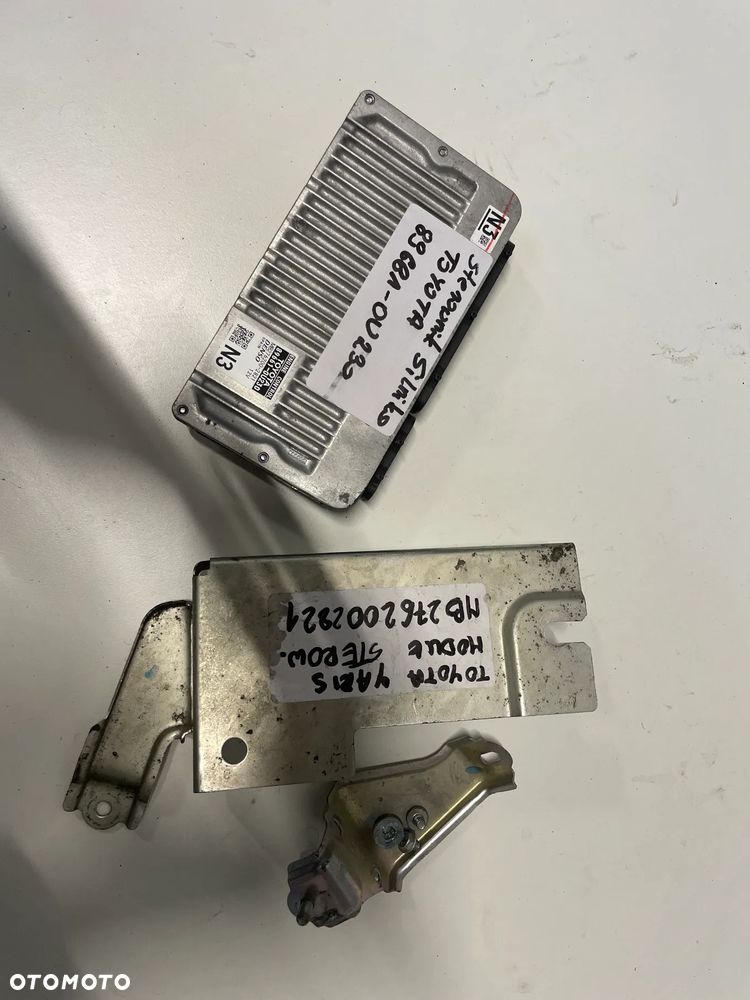 Toyota Yaris Sterownik / Moduł ECU 89661-0U230 1,5 - 2