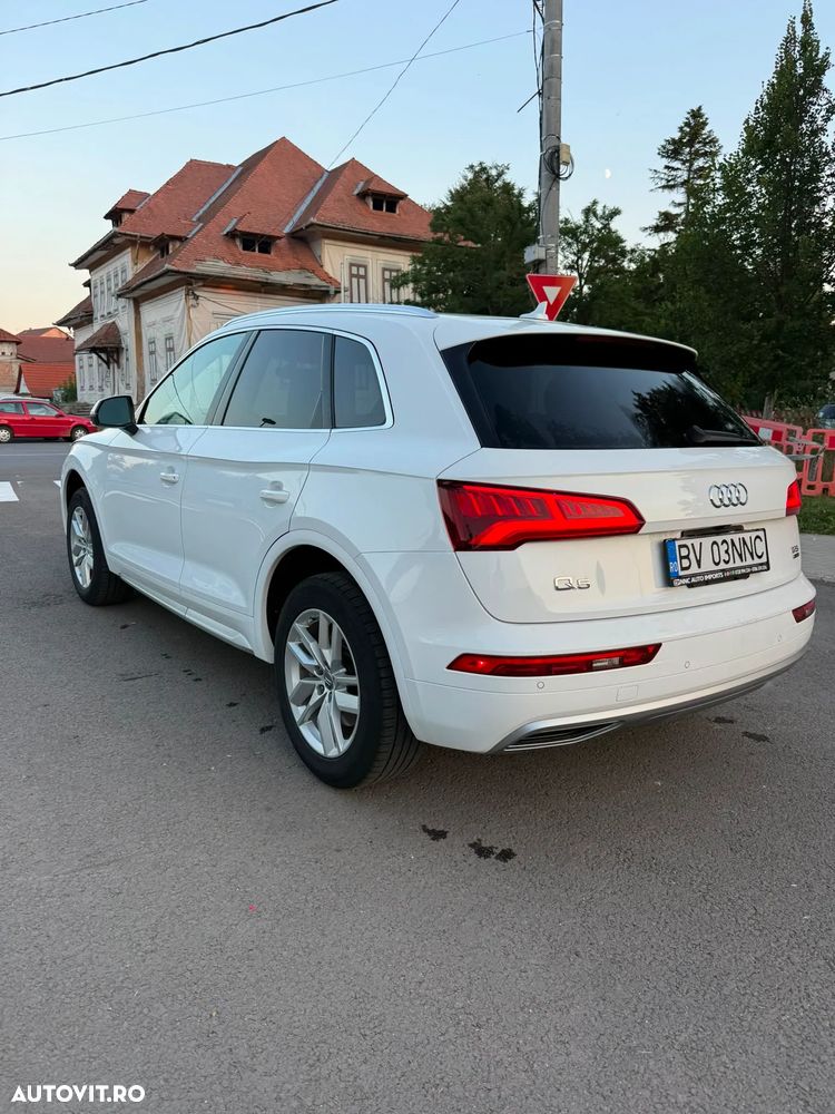 Audi Q5 2.0 TFSI S tronic Sport - 4