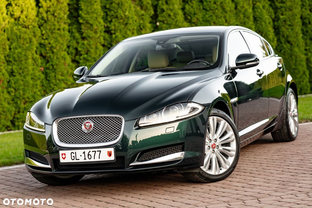 Jaguar XF 3.0 V6 Kompressor AWD - 6