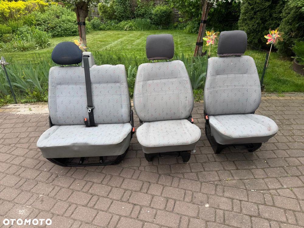 Fotele pojedyncze VW t4 plus kanapa dwójka - 1