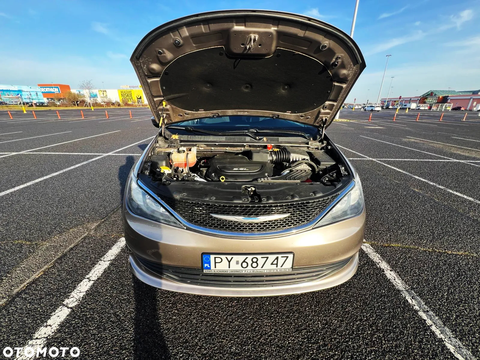 Chrysler Pacifica - 13