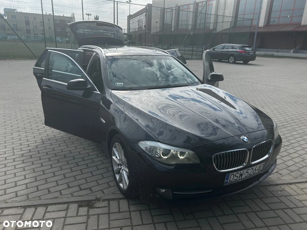 BMW Seria 5 520d - 2