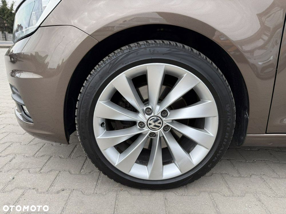 Volkswagen Caddy Highline DSG - 30