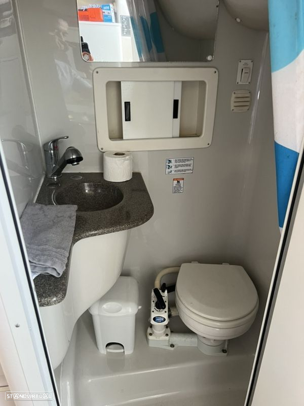 Crownline 268 CR - 14