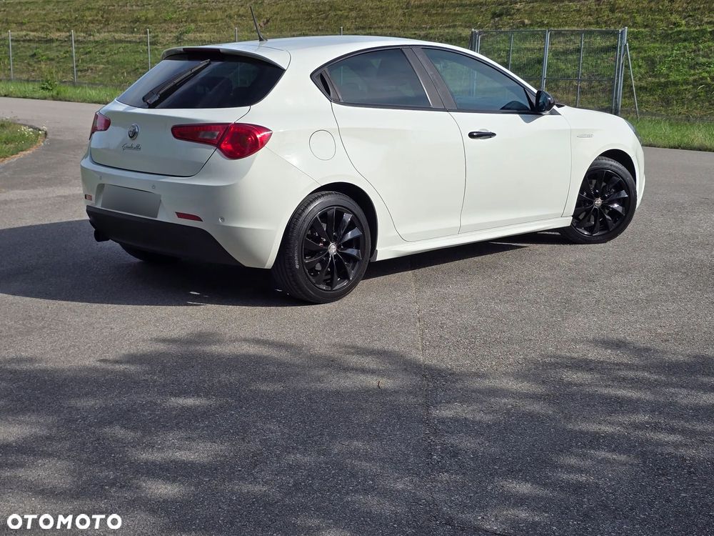 Alfa Romeo Giulietta 1.4 TB MultiAir Distinctive TCT - 19